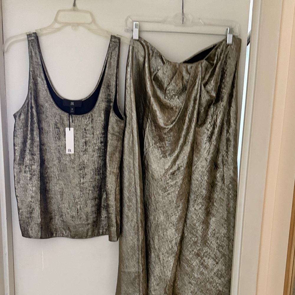 Banana Republic Shimmering Gold Midi Skirt